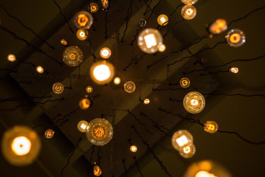 Warm Light vs. Cool Light: Which One Should You Use?